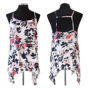 Melrose and Market Floral Asymmetrical Handkerchief Hem Tank Top – Size S